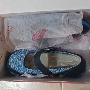 Slip resistant Alegria shoes